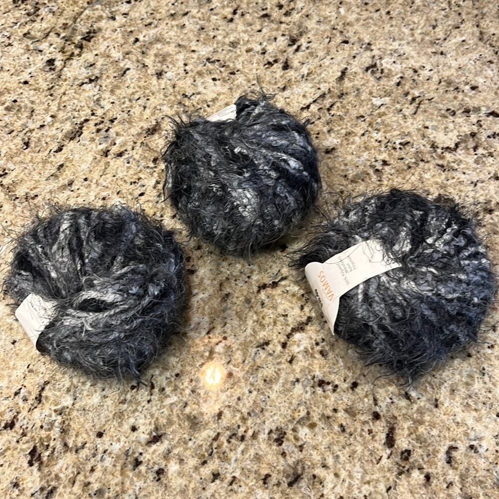 3 Skeins of Vamos Yarn